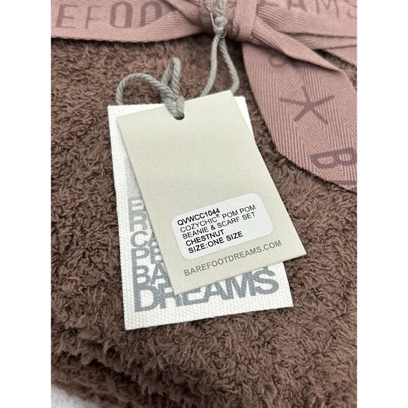 Barefoot Dreams Cozy Chic Pom-Pom Beanie & Scarf Set Chestnut Brown NWT One Size - Picture 5 of 5